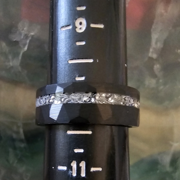 Sz 10, Muonionalusta Meteorite Tungsten Carbide Hammered Ring, M/F New! - Picture 3 of 10